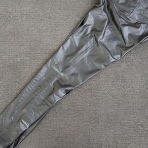 Leather look leggings